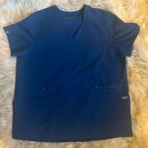 FIGS ACCRA 6 pocket scrub top